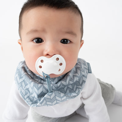 NEW! 2-Pack Pacifier Holder PaciGrip Bibs