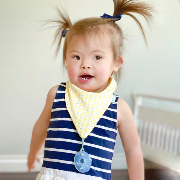 NEW! 2-Pack Pacifier Holder PaciGrip Bibs